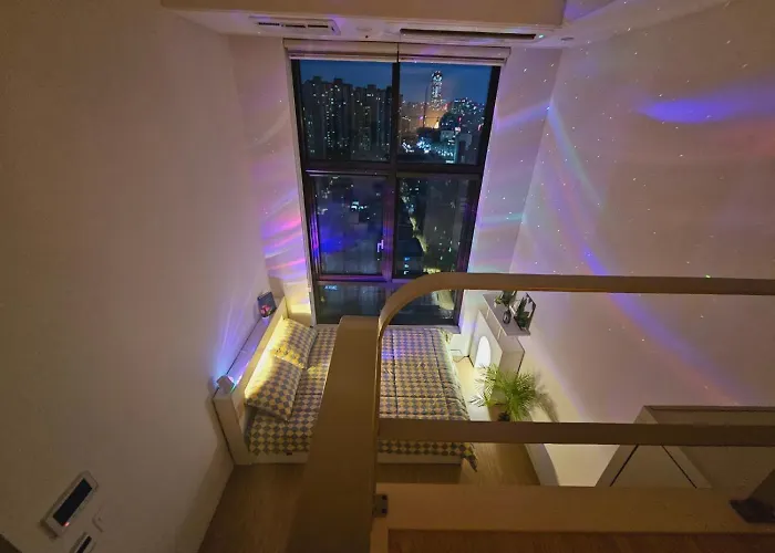 서울의 야경을 품은 Apartment
