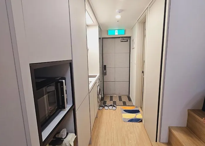 서울의 야경을 품은 Apartment Seoul
