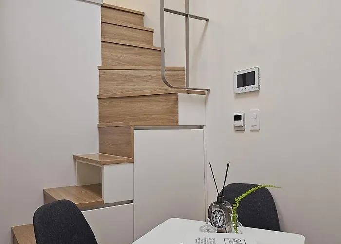 Apartment 서울의 야경을 품은